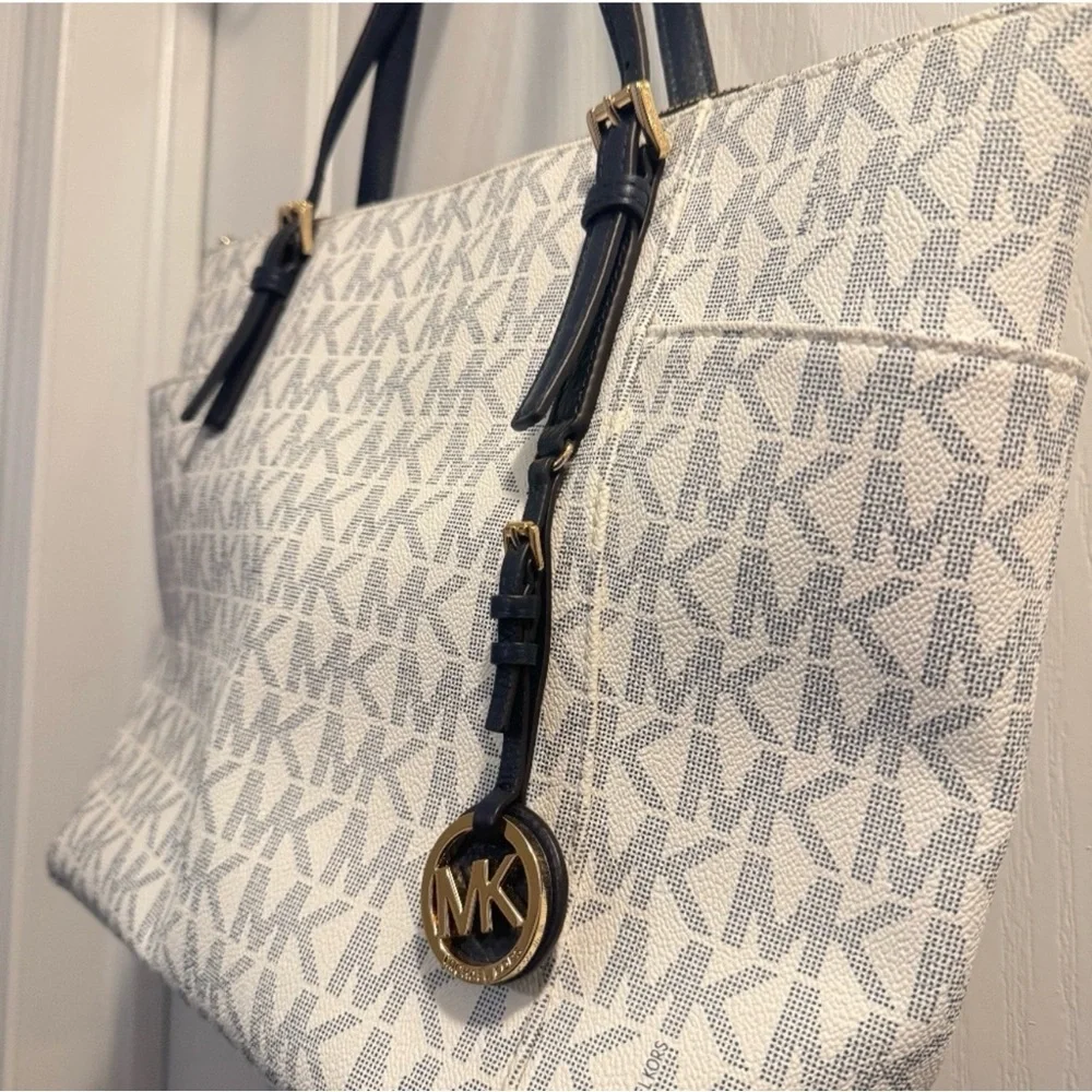 Michael Kors White and Blue  Tote Bag - Picture 4 of 6